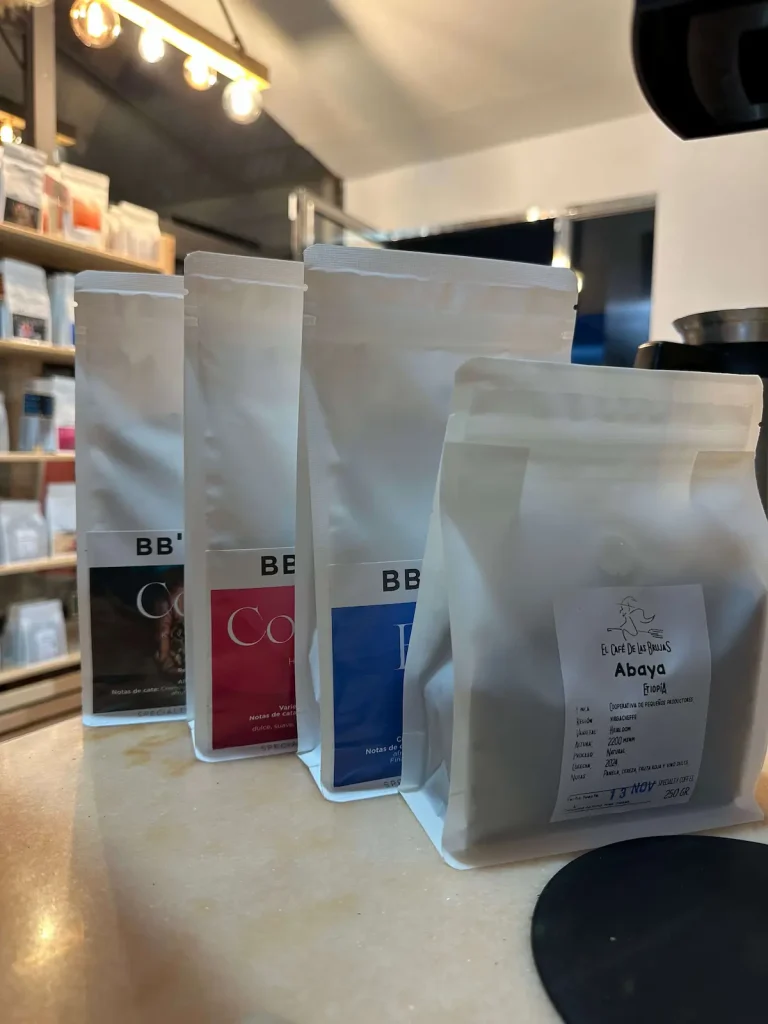 Bolsas de cafe para llevar a casa